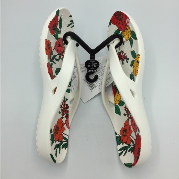 Crocs Women’s Kadee Printed Floral Flip Flop - Picture 6 of 13
